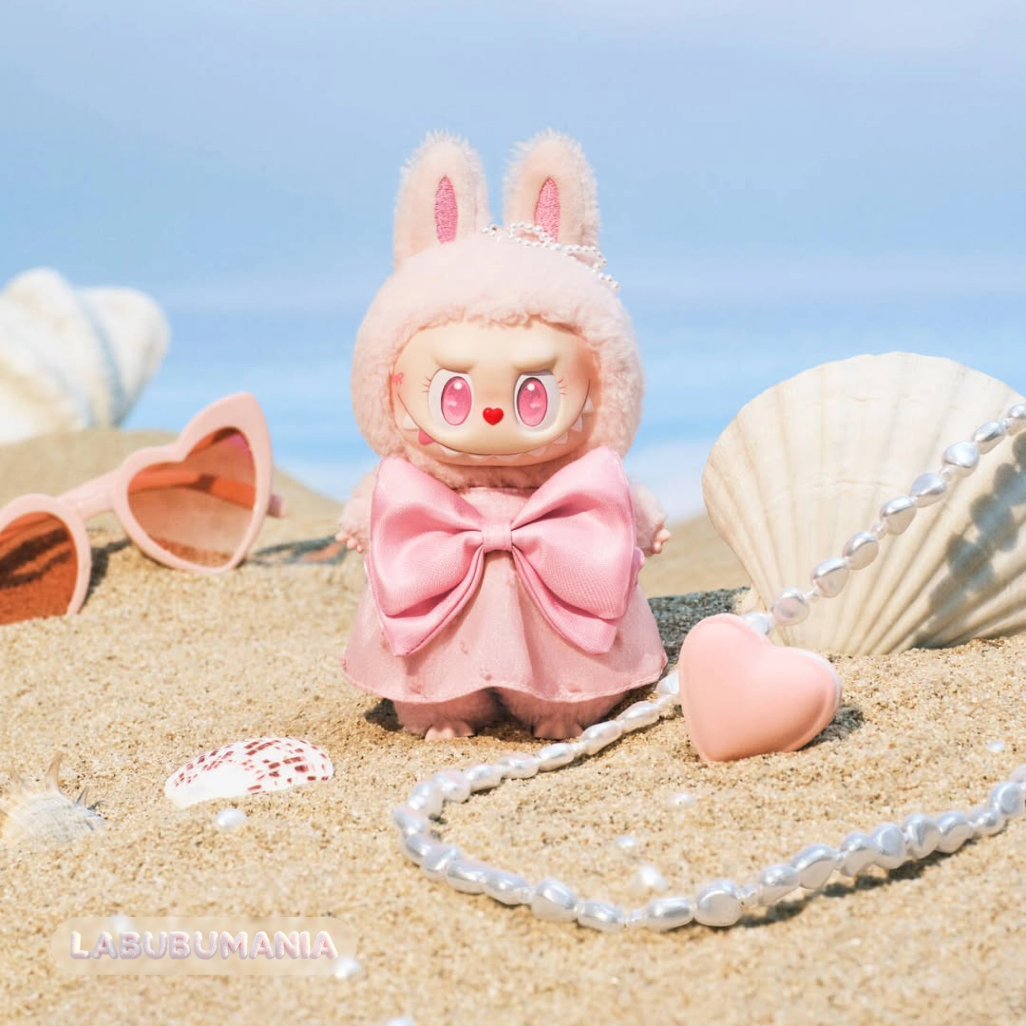 MOKOKO Jump Into Summer (4 версия) — общий план, жемчужное ожерелье